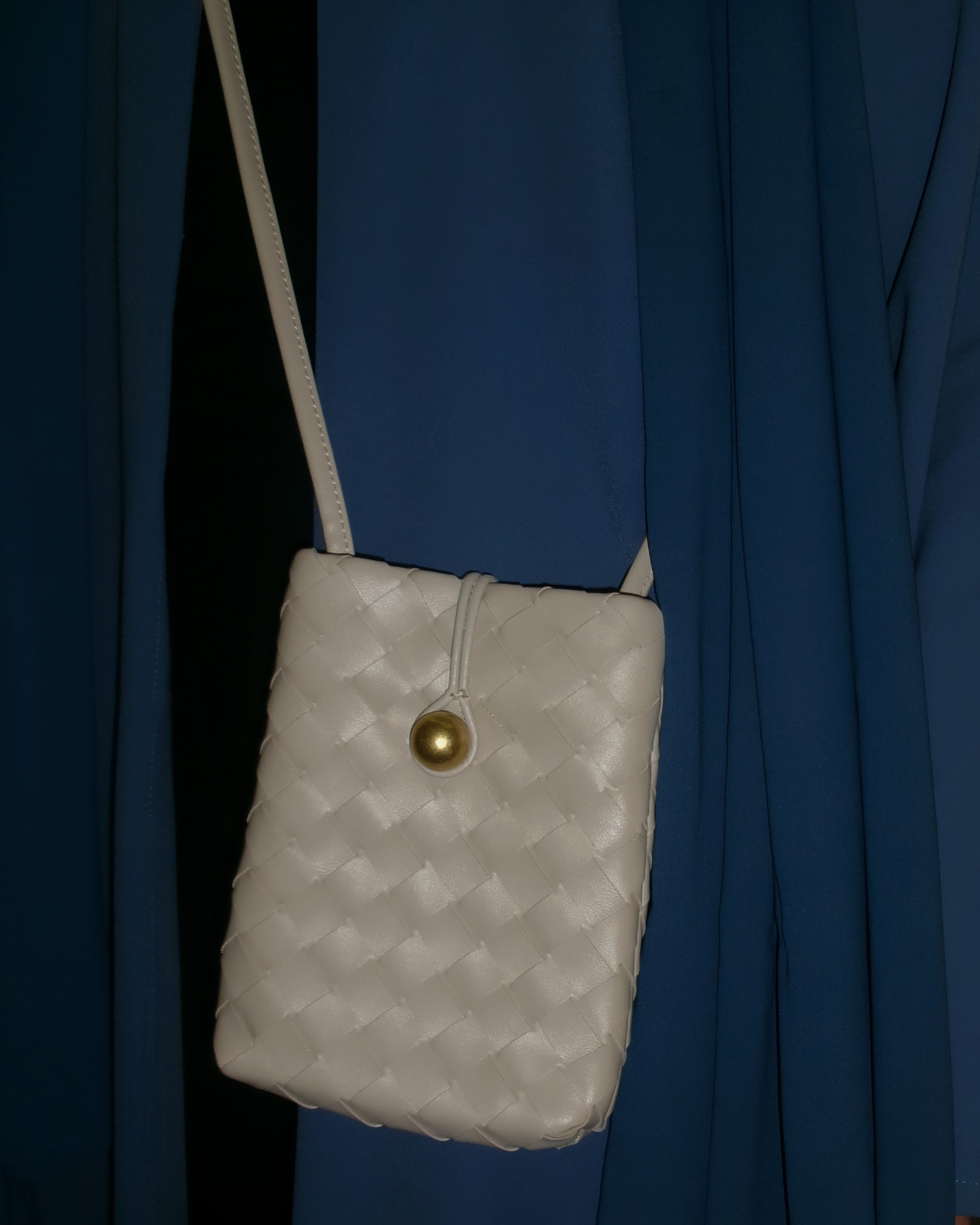 Ivory 104