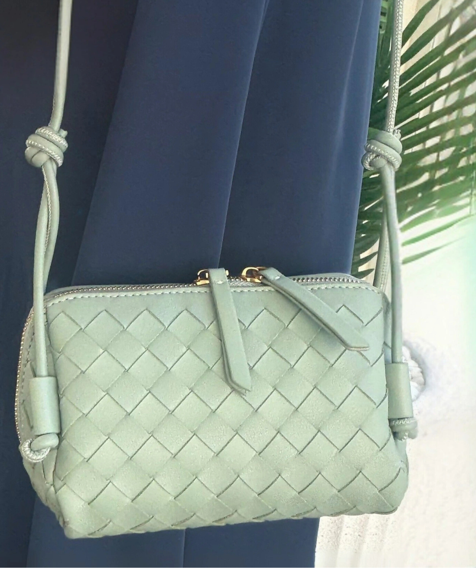 Mint 208