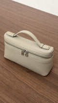 Aloura Light Grey