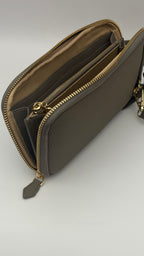 The Essential Wallet on Chain Light Taupe