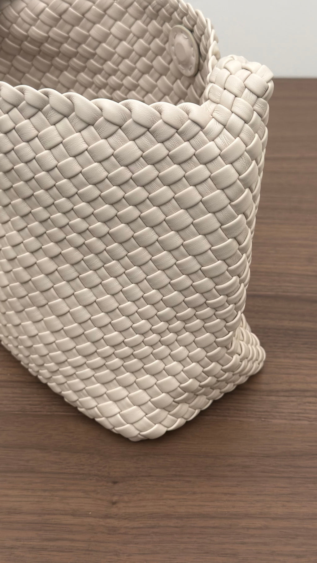 The Weave Medium Ivory