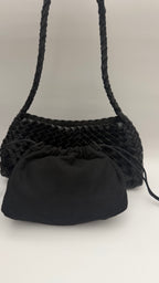 The Weave Classic Black