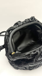 The Classic Black 02