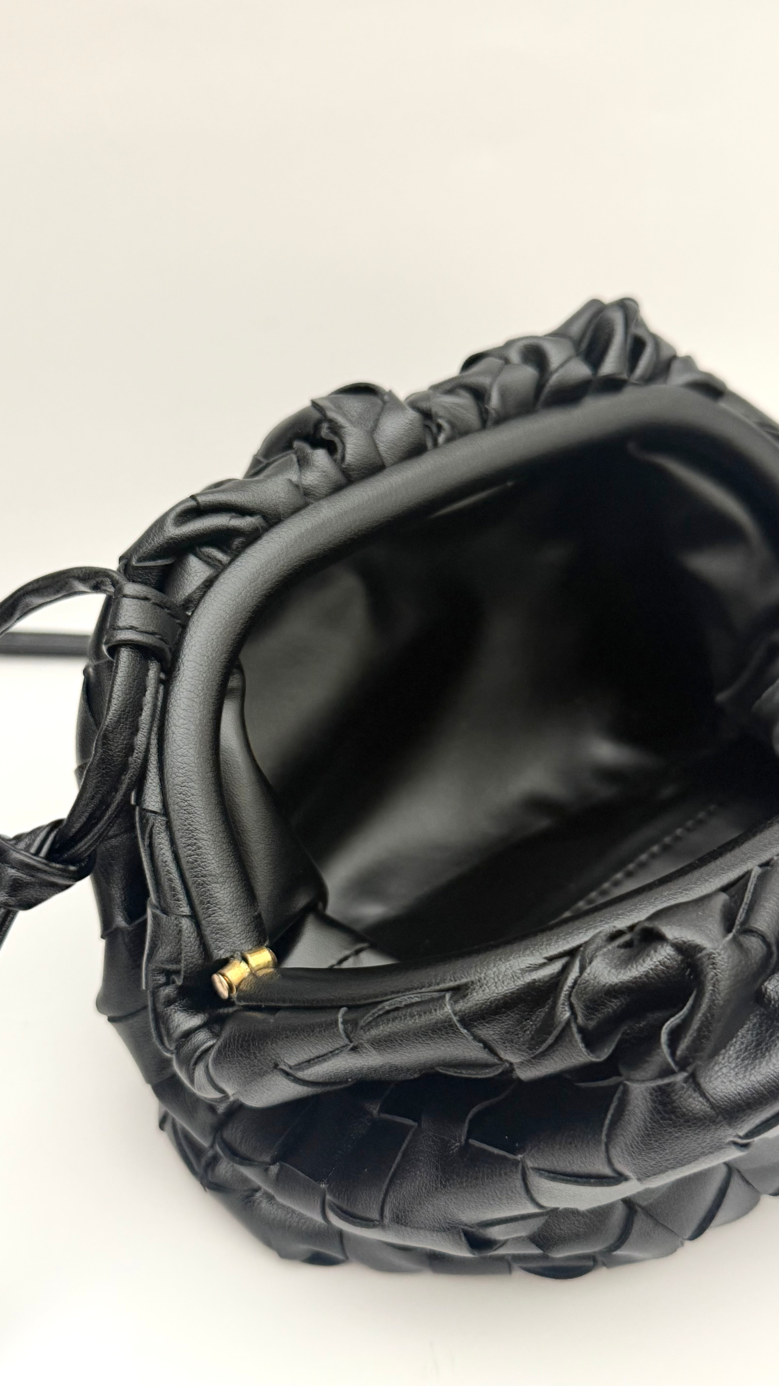 The Classic Black 02