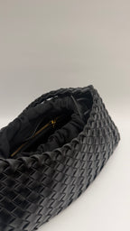 The Weave Classic Black