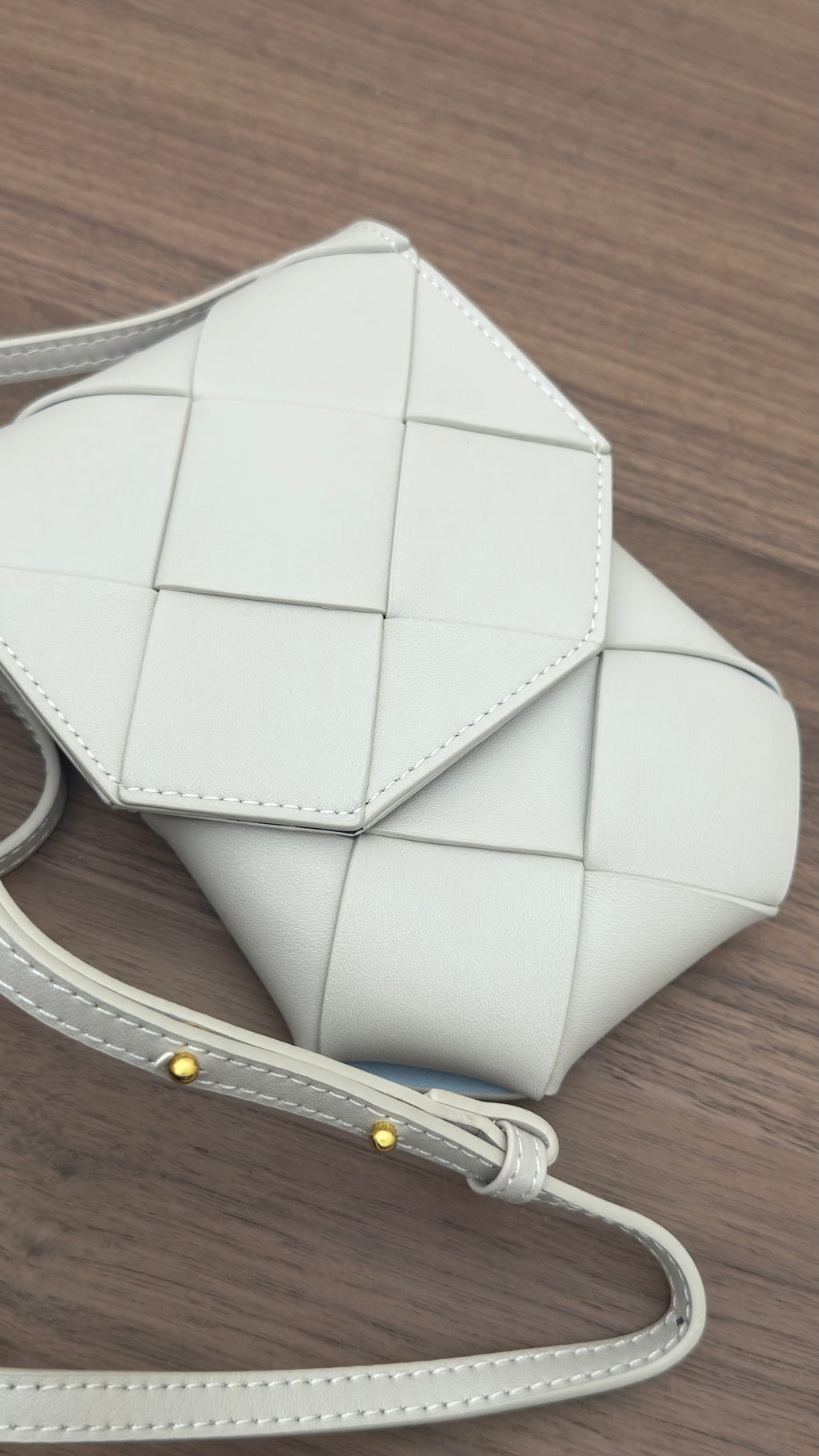 Seren Flap Phone Pouch White x Pastel Blue