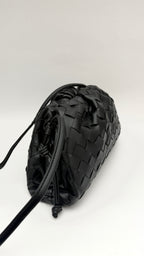 The Classic Black 02