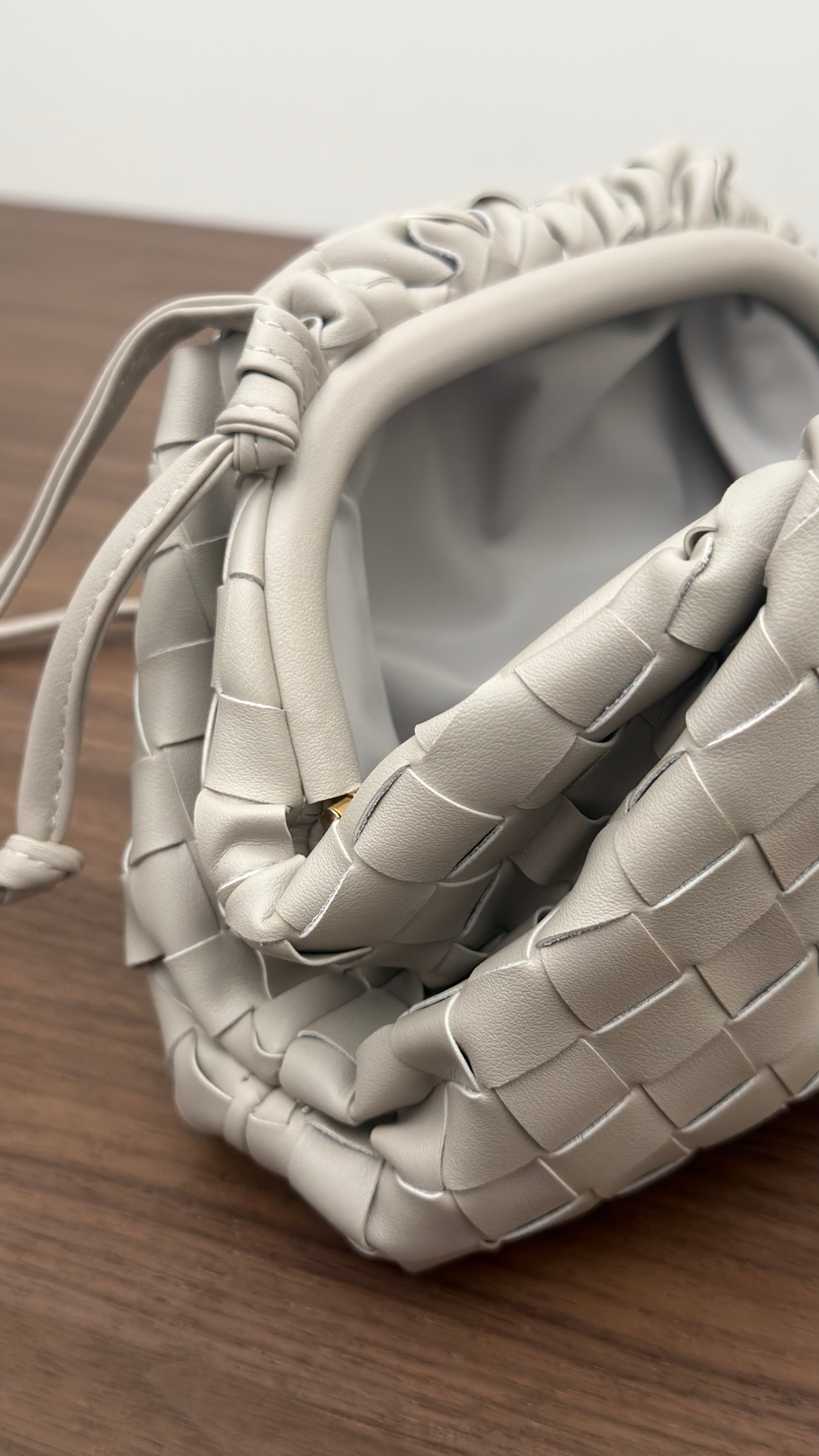 The Classic Light Grey 02