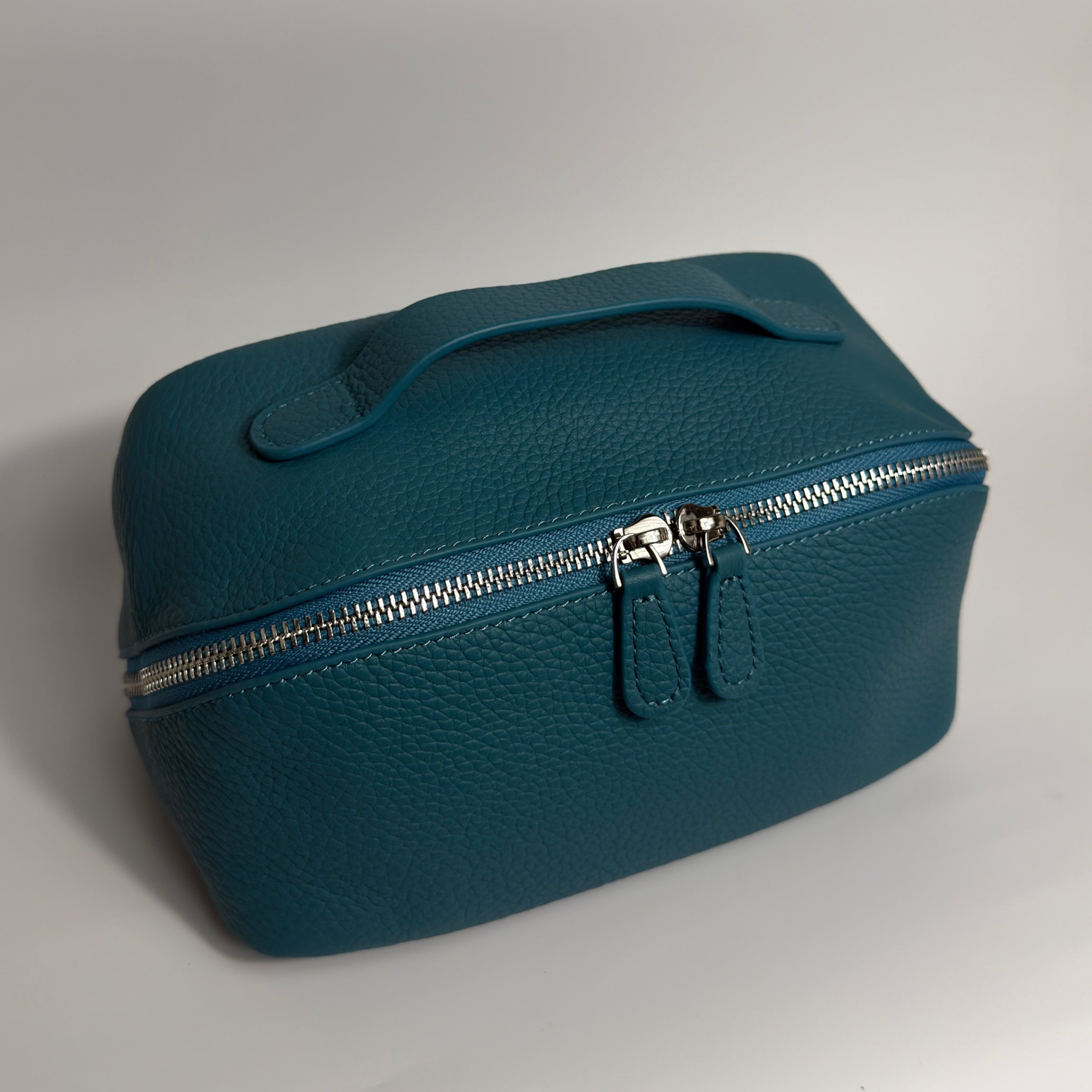 Cyan