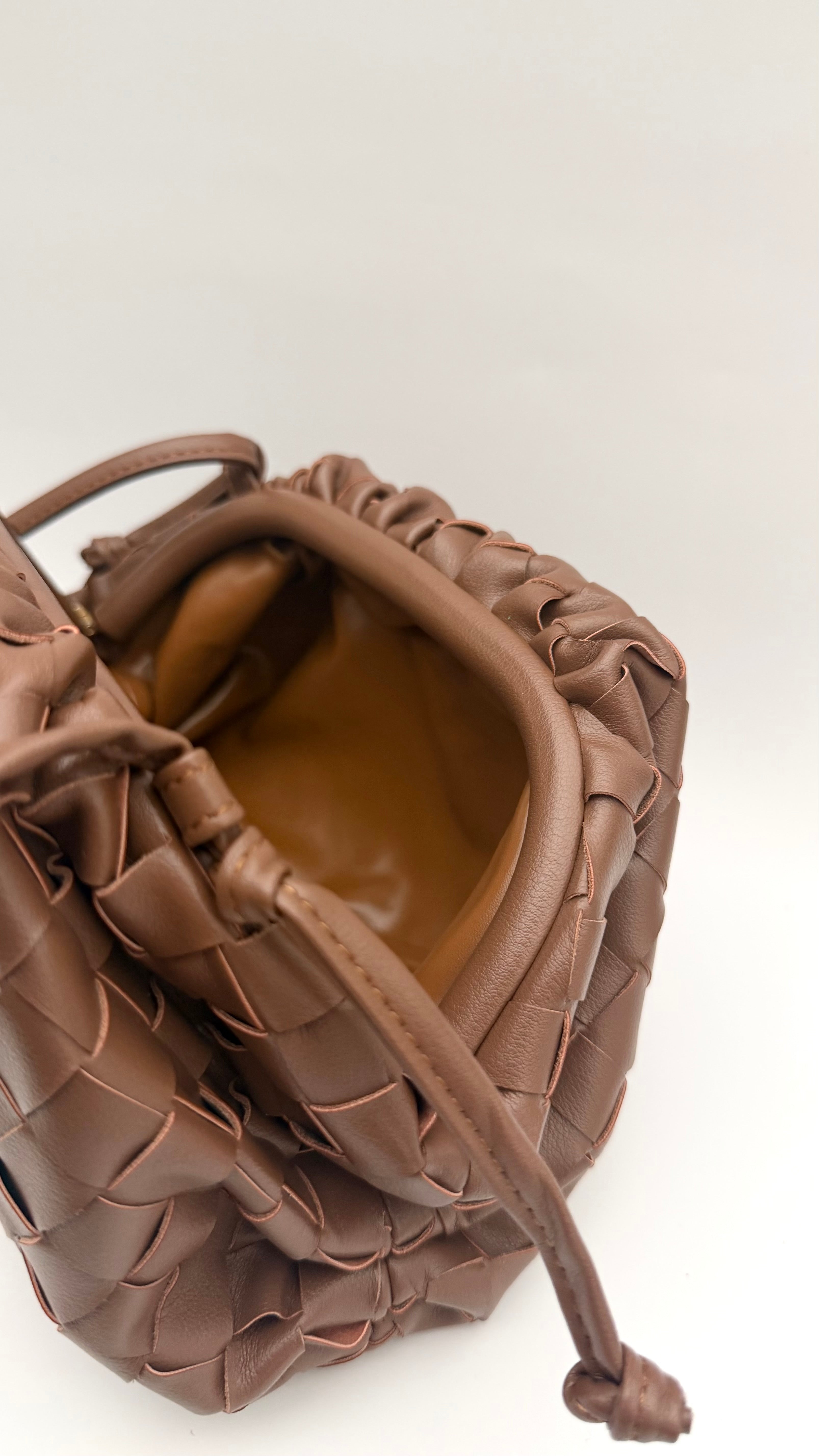 The Classic Brown 02