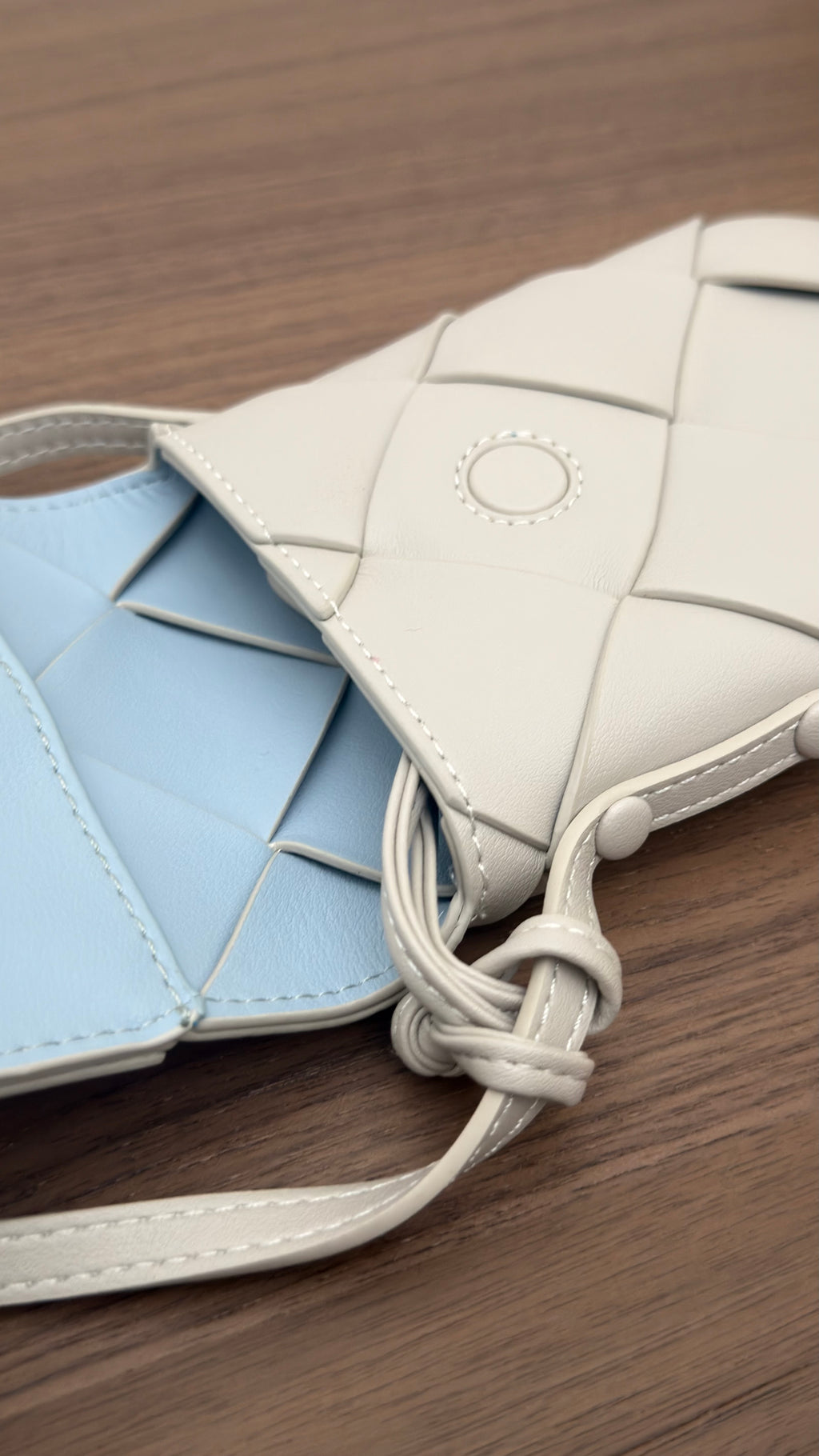 Seren Flap Phone Pouch White x Pastel Blue