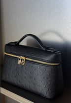 Aloura Ostrich Classic Black