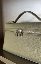 Aloura Sage green