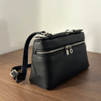 Aloura Classic Black